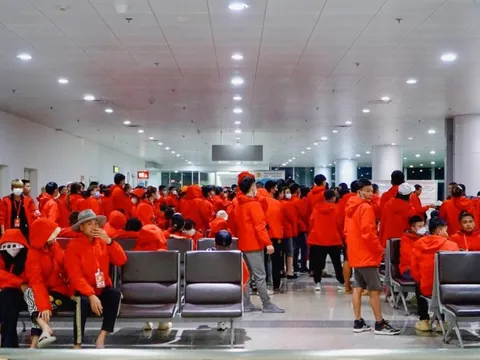 Đưa thêm gần 400 công dân từ Myanmar về nước