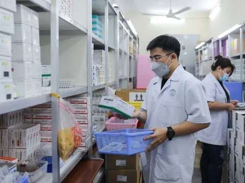 Đề xuất quy định việc đấu thầu thuốc tại các cơ sở y tế công lập
