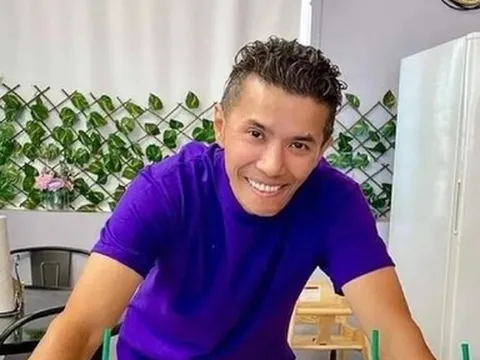 Nam ca sĩ đình đám một thời gây bất ngờ với diện mạo "lạ"