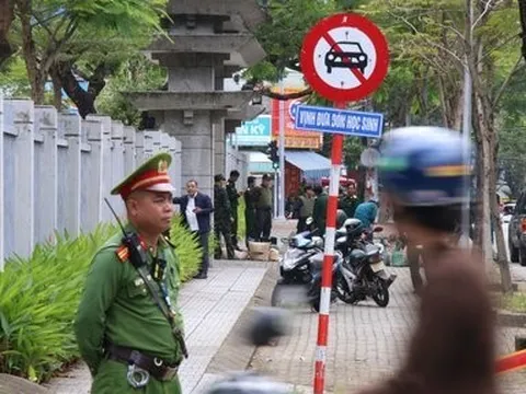 Đà Nẵng: Phong tỏa tạm một cổng trường để xác minh vali "lạ"