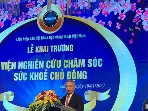 Bảo vệ người dân "từ sớm, từ xa" bằng chăm sóc sức khỏe chủ động