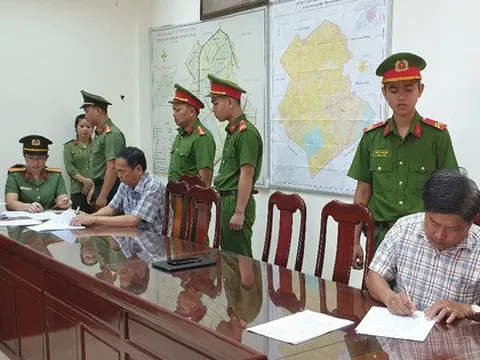 Bắt Phó Chủ tịch UBND huyện Phụng Hiệp, tỉnh Hậu Giang