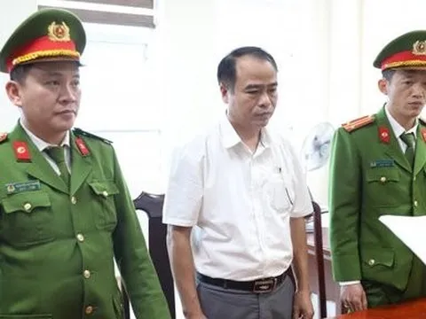 Hà Tĩnh: Khởi tố giám đốc tham ô