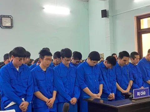Hỗn chiến trước siêu thị, nhóm thanh thiếu niên nhận cái kết