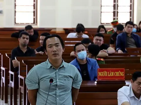 Diễn biến xét xử vụ án liên quan nhóm bị cáo tố 'chạy án' 2,7 tỉ đồng tại Quảng Bình