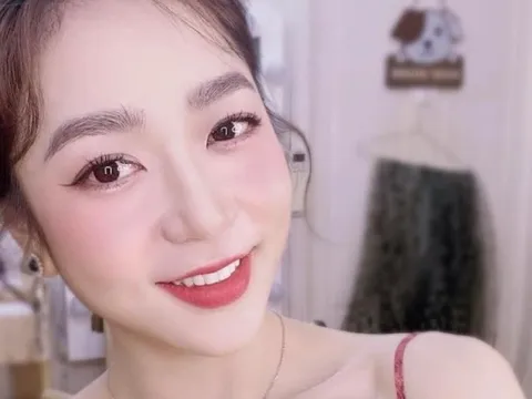 Hà Thanh Xuân khoe nhan sắc xinh đẹp ở độ tuổi U40