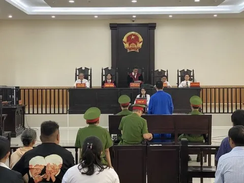Bình Thuận: Lãnh án vì chặn xe ô tô, gây án mạng