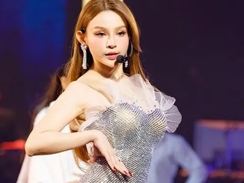 Huyền Baby: “Nối tiếp ước mơ còn dang dở của tuổi trẻ”