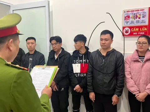 Huế: Phá đường dây cho vay lãi "cắt cổ", bắt 2 đối tượng