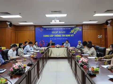 Viện Hàn lâm Khoa học và Công nghệ: Chú trọng thu hút, hỗ trợ các nhà khoa học trẻ