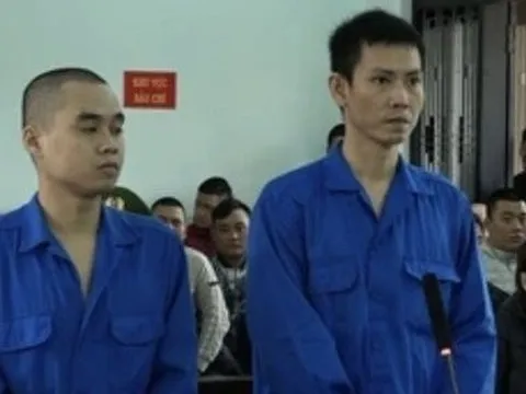 Huế: Dùng chai bia đánh người, 2 thanh niên nhận cái kết đắng