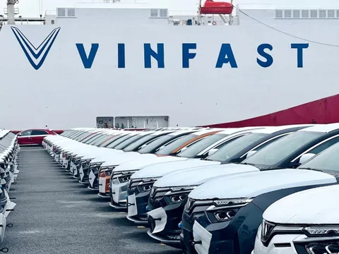 Vingroup quý 4/2023: Lần đầu tiên doanh thu sản xuất vượt lên dẫn đầu, tỷ trọng doanh thu BĐS chưa đến 20%