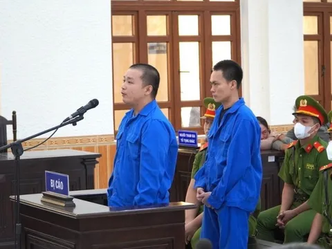 Bình Thuận: Bao nhiêu năm tù cho 2 thanh niên dùng súng bắn nhầm người