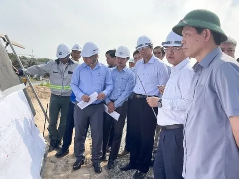 Đoàn công tác Bộ Giao thông Vận tải kiểm tra công trình cao tốc Biên Hòa - Vũng Tàu