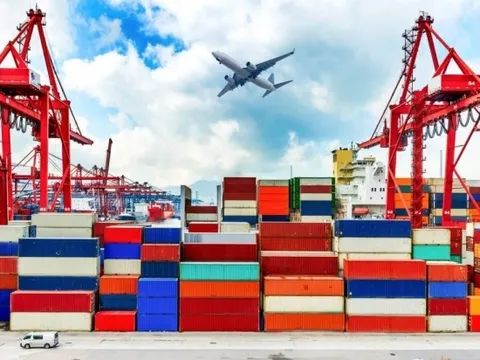 Căng thẳng Biển Đỏ: Ba Bộ sẽ họp bàn giải pháp tháo gỡ khó khăn cho doanh nghiệp