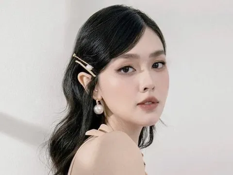 Á hậu Vbiz sinh năm 2000 kết hôn năm 20 tuổi, cuộc sống giờ ra sao?