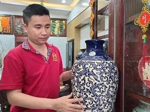 Mục sở thị bộ sưu tập gốm cổ có khắc họa hình tượng rồng