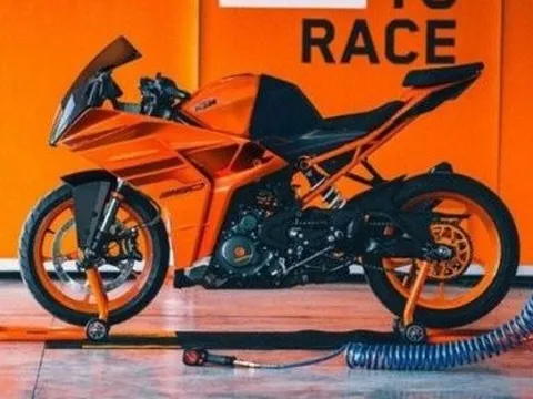 2024 KTM RC 390 trình làng, giá 93 triệu đồng