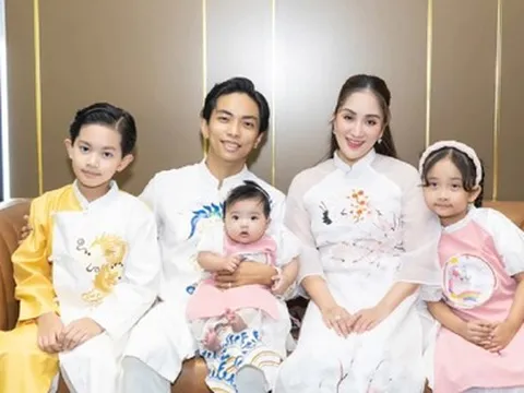 Khánh Thi được chồng trẻ kém 12 tuổi tặng kim cương "khủng"