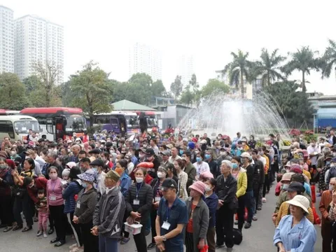 34 chuyến xe "0 đồng" đưa hơn 700 người bệnh ung thư về quê đón Tết