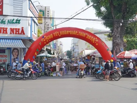 Bình Thuận: Chợ Tết, nét đẹp văn hoá của người dân phố biển Phan Thiết