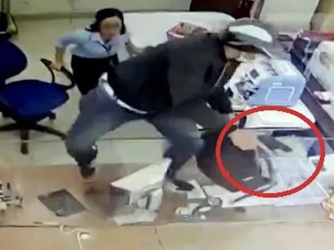 Lâm Đồng: Truy bắt đối tượng dùng súng cướp ngân hàng