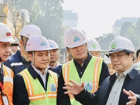 Thủ tướng Phạm Minh Chính: Tháo gỡ khó khăn, vướng mắc, thúc đẩy dự án đường sắt Nhổn - ga Hà Nội