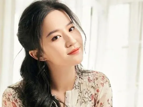 Hình ảnh năm 16 tuổi của Lưu Diệc Phi được công bố hình với "visual" cực phẩm