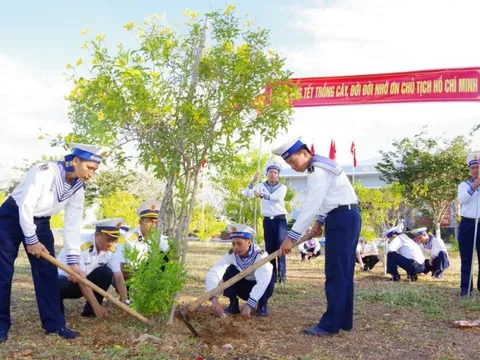 Vùng 2 Hải quân phát động Tết trồng cây xuân Giáp Thìn 2024