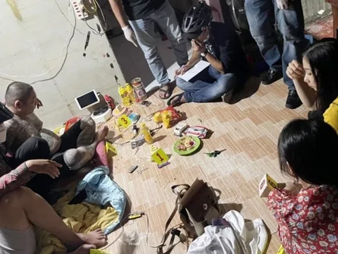 An Giang: Bắt nhóm đối tượng tổ chức sử dụng trái phép chất ma tuý