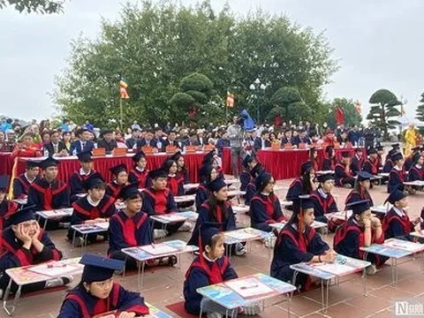 Hải Phòng: Khai bút đầu Xuân tại Di tích tháp Tường Long Đồ Sơn