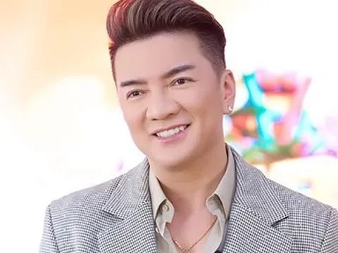 Đàm Vĩnh Hưng bị ngã phải nhập viện khi lưu diễn ở Mỹ