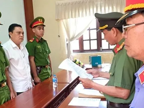 Bắt Giám đốc Văn phòng Đăng ký đất đai tỉnh Hậu Giang