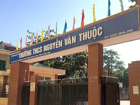 Nữ sinh lớp 8 nhảy lầu sau khi bị giáo viên tịch thu điện thoại