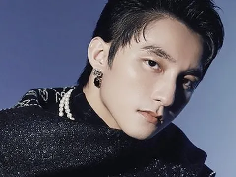 Sơn Tùng M-TP bất ngờ tung ảnh bên Hải Tú trong Chúng ta của tương lai