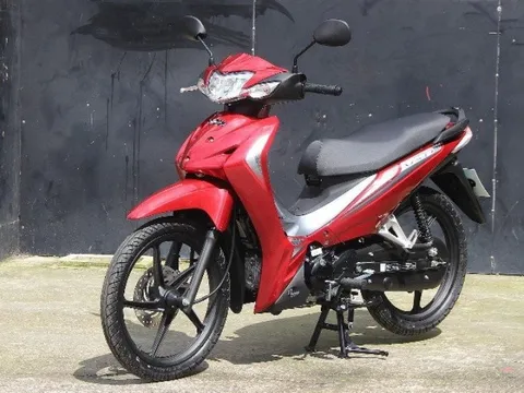 Loạt xe nhập khẩu giảm giá sâu, rẻ chưa từng có