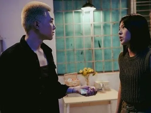 Tú Hảo nói về lần đầu yêu Anh Tú