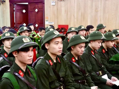 4 điều kiện để chiến sĩ nghĩa vụ được tuyển thẳng vào Công an nhân dân