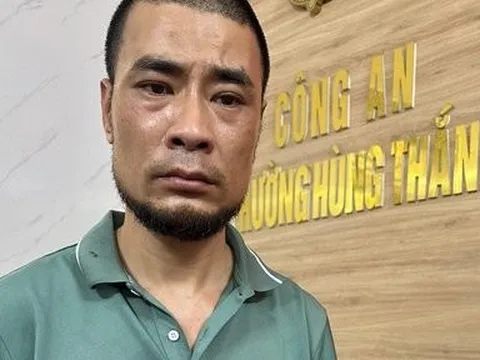 Khởi tố đối tượng dương tính với chất ma túy đâm xe vào CSGT