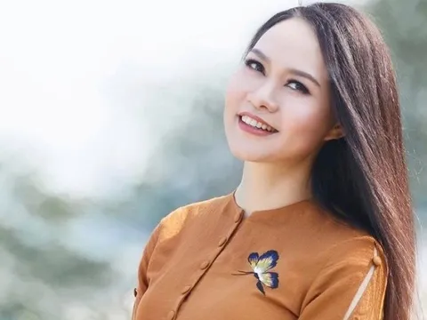 Nữ NSND với nhan sắc trẻ đẹp tuổi U50: Từng kiếm 7chỉ vàng/ngày, chỉ để mua quần áo