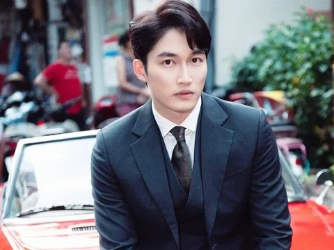 Nam thần VFC Đình Tú, thường xuyên bị ghép đôi với bạn diễn vì quá đẹp trai