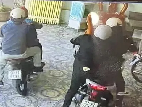 Bình Dương: Truy bắt nhóm đối tượng 2 nam, 2 nữ nghi dùng súng cướp tiệm vàng