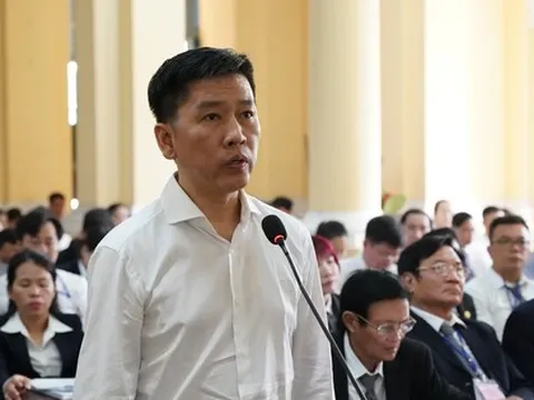 Vì sao người mang thùng xốp đựng tiền đến nhà bà Đỗ Thị Nhàn thoát tội ‘Đưa hối lộ’?