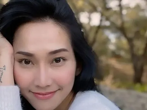 Ly hôn chóng vánh sau 6 tháng, Kim Hiền đến trời Tây, có cuộc sống mãn nguyện