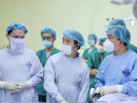 Lần đầu tiên áp dụng kỹ thuật nội soi mới điều trị ung thư tuyến vú