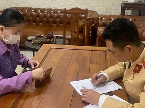Bác thông tin nữ tài xế vi phạm nồng độ cồn ở Hà Nội là cháu lãnh đạo Bộ Công an