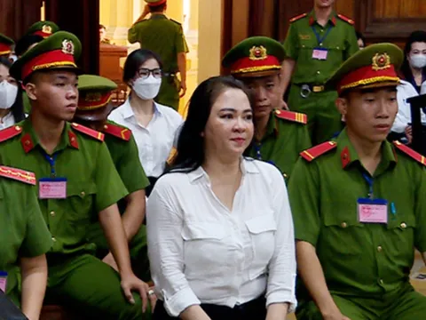 Hoãn xử phúc thẩm vụ án liên quan bà Nguyễn Phương Hằng
