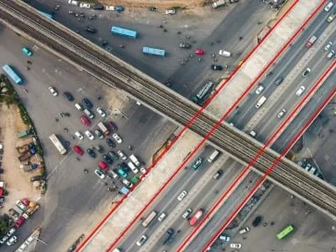 Hiện trạng 2 cầu vượt thép 340 tỷ đồng ở Hà Nội trước ngày thông xe