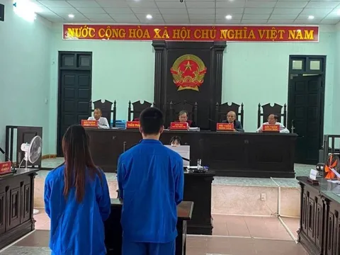 Huế: Rủ nhau mua bán ma tuý, hai vợ chồng nhận cái kết đắng