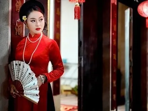 Siêu mẫu Minh Tú chính thức tiết lộ ngày lên xe hoa với bạn trai ngoại quốc